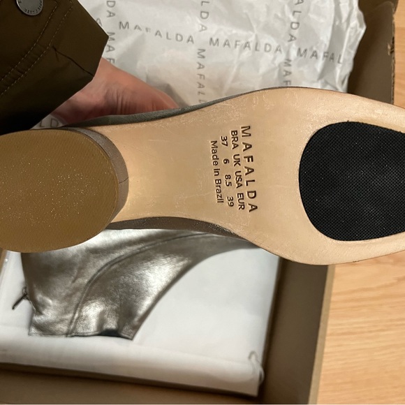 Mafalda silver boots size 39 UK 8US - Picture 8 of 10